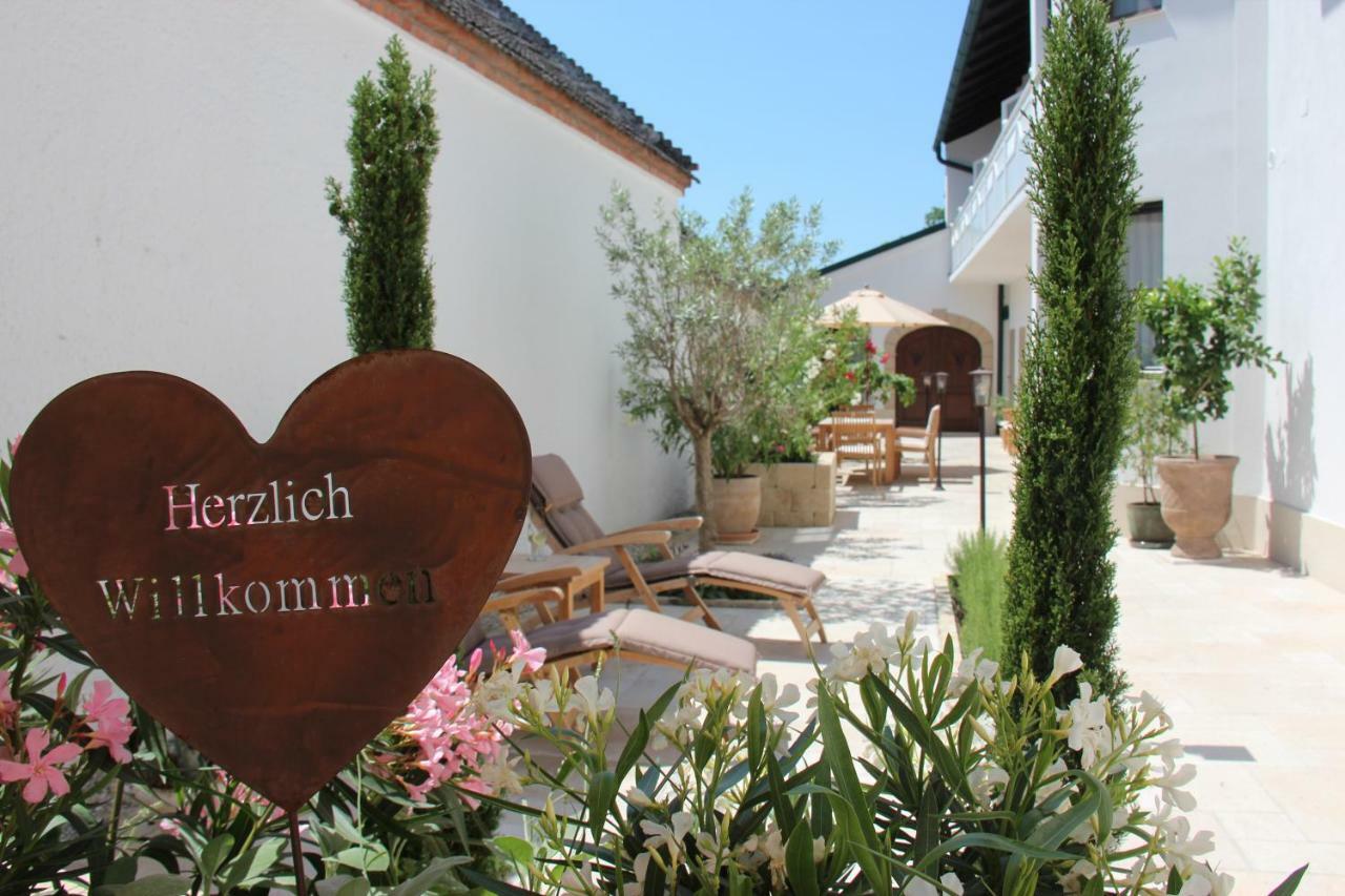 Bed and Breakfast Haus Renee Подерсдорф-ам-Зе Экстерьер фото