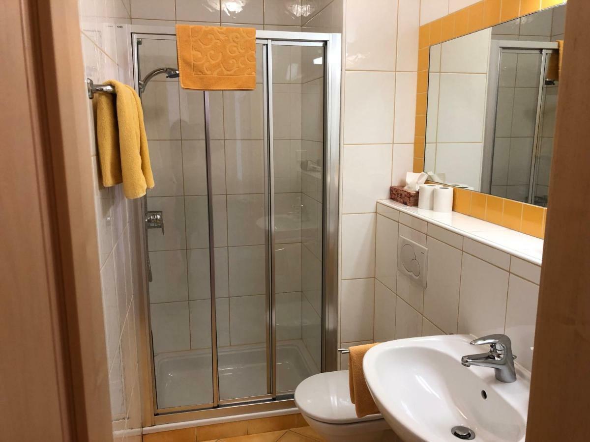 Bed and Breakfast Haus Renee Подерсдорф-ам-Зе Экстерьер фото